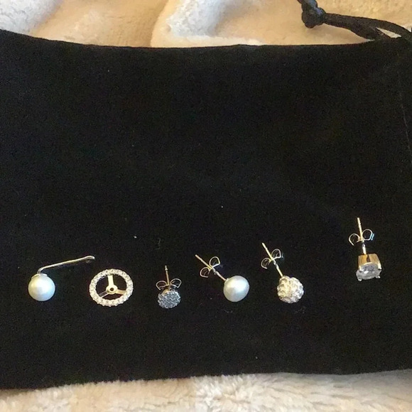 Sterling Silver “16 Ways” Earrings Set - Picture 4 of 4